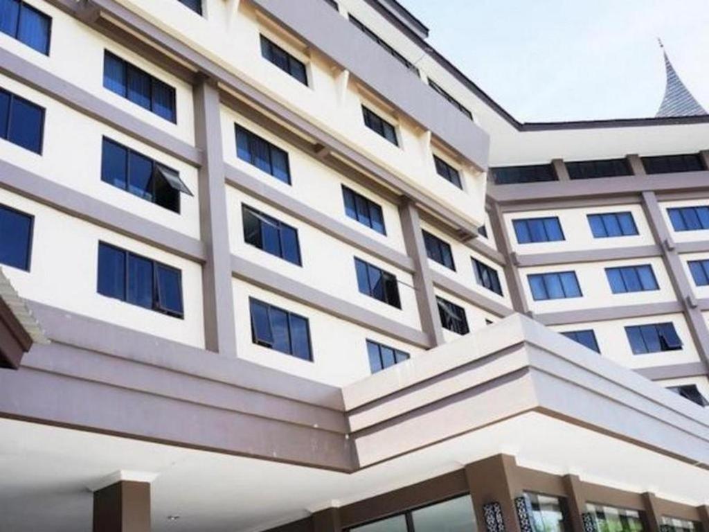 Kyriad Bumiminang Hotel Padang  Eksteriør bilde