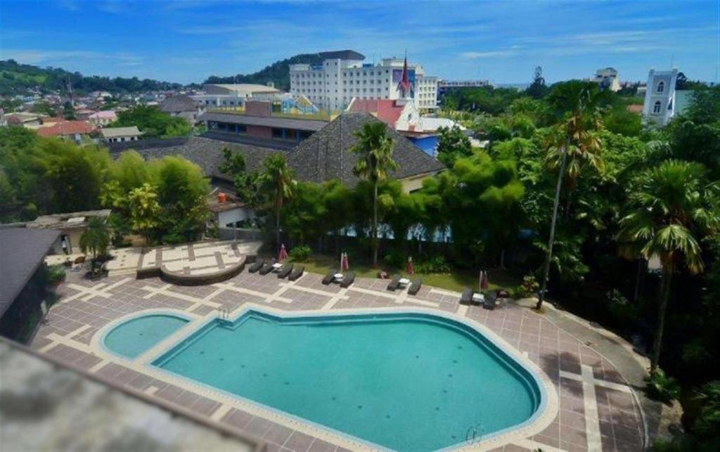 Kyriad Bumiminang Hotel Padang  Eksteriør bilde