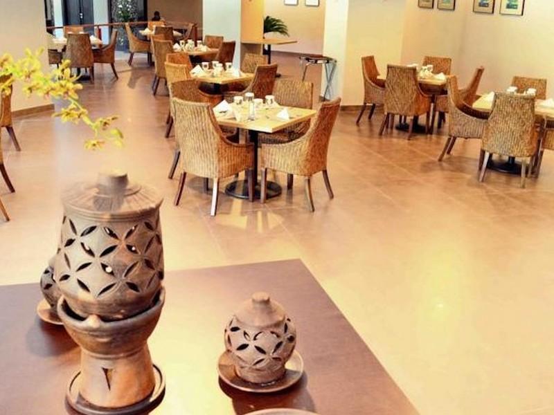 Kyriad Bumiminang Hotel Padang  Eksteriør bilde